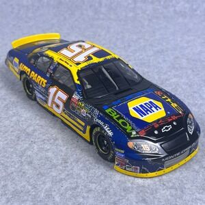 Michael Waltrip #15 NAPA Hootie & The Blowfish 2003 Monte Carlo 1:24 Diecast‎